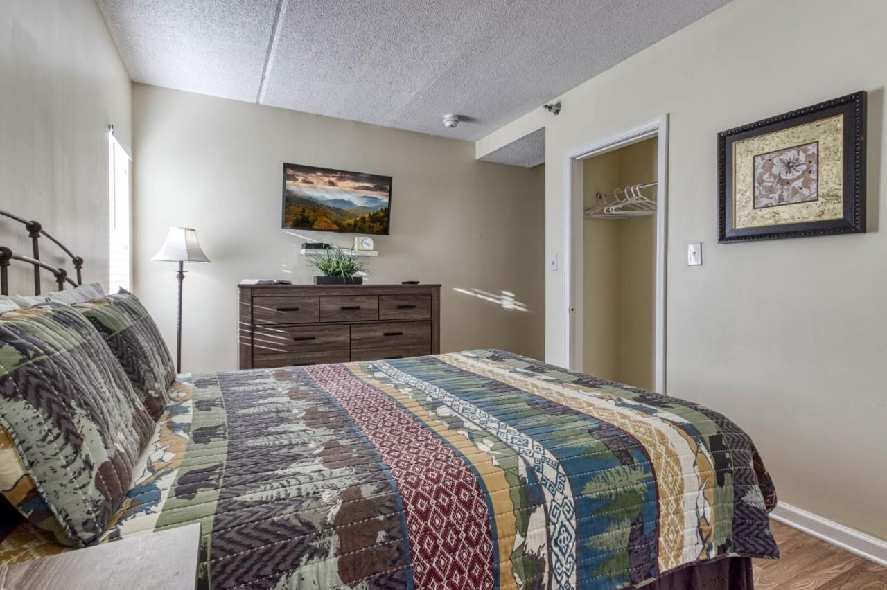 Gatlinburg Towers Condo Unit 501 - Great Location! Close To Town! Condo Eksteriør billede